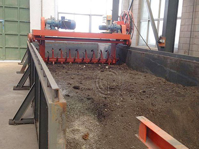 Рабочее место лотковой машины для компостирования