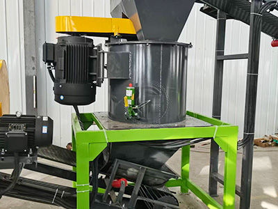 Вертикальный измельчитель удобрений 2