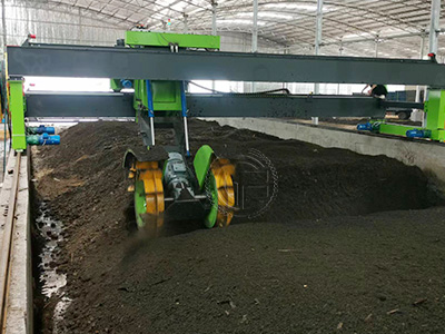 Рабочее место колесной машины для компостирования