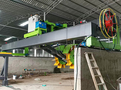 Корпус колесной машины для компостирования